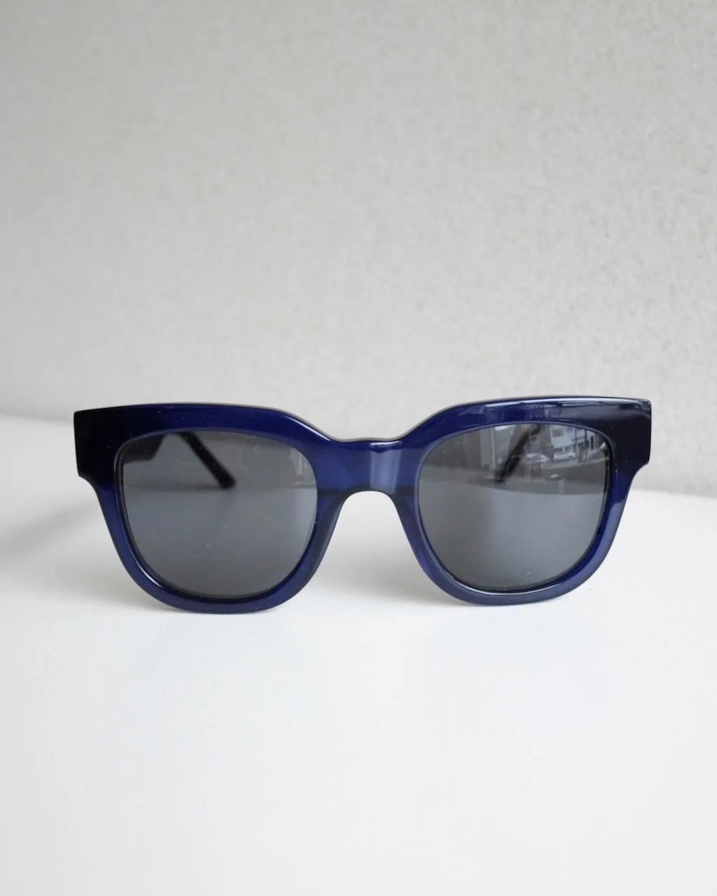 Liv Sunglasses, Dark Blue