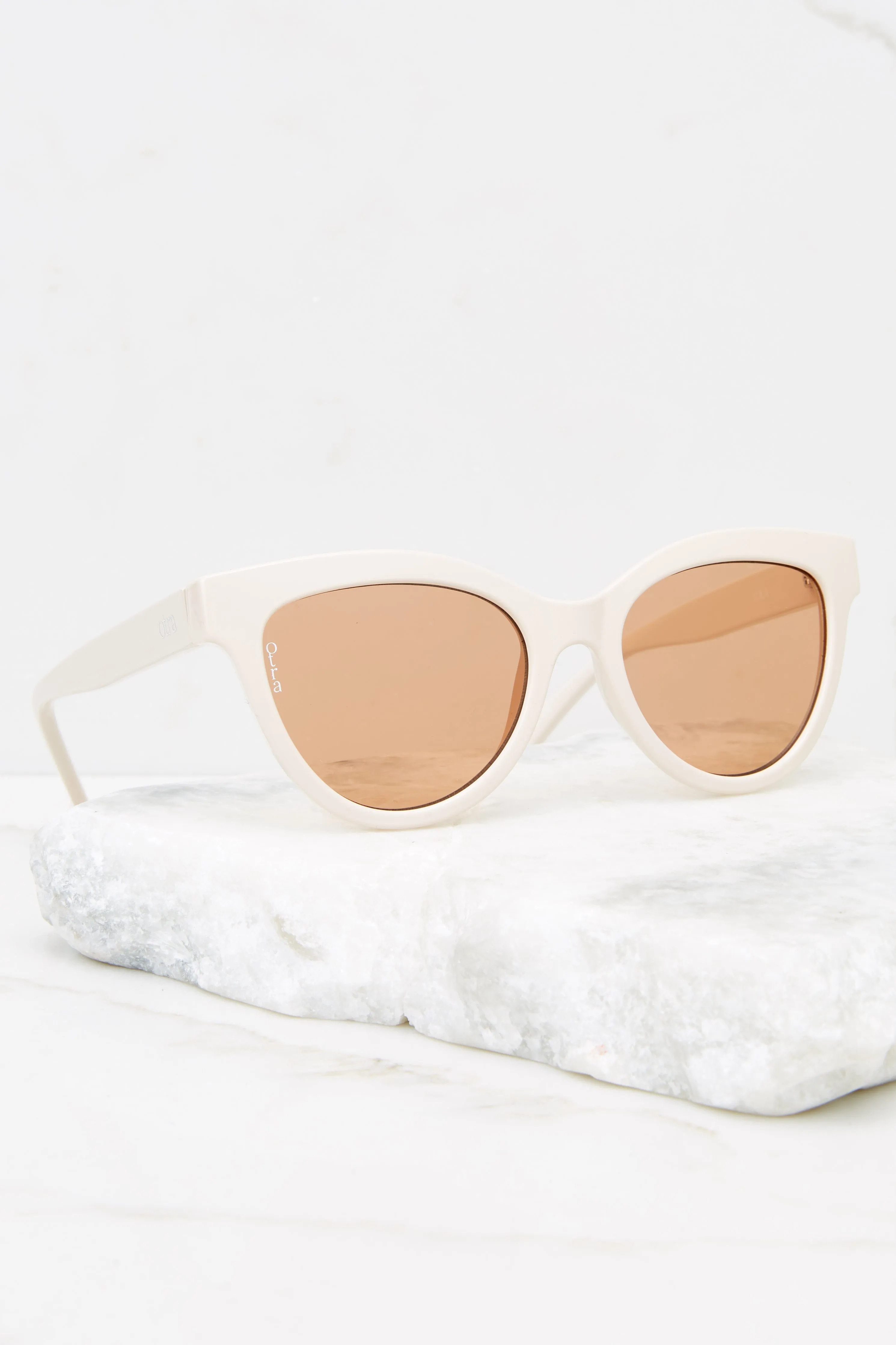 Lola Nude Sunglasses