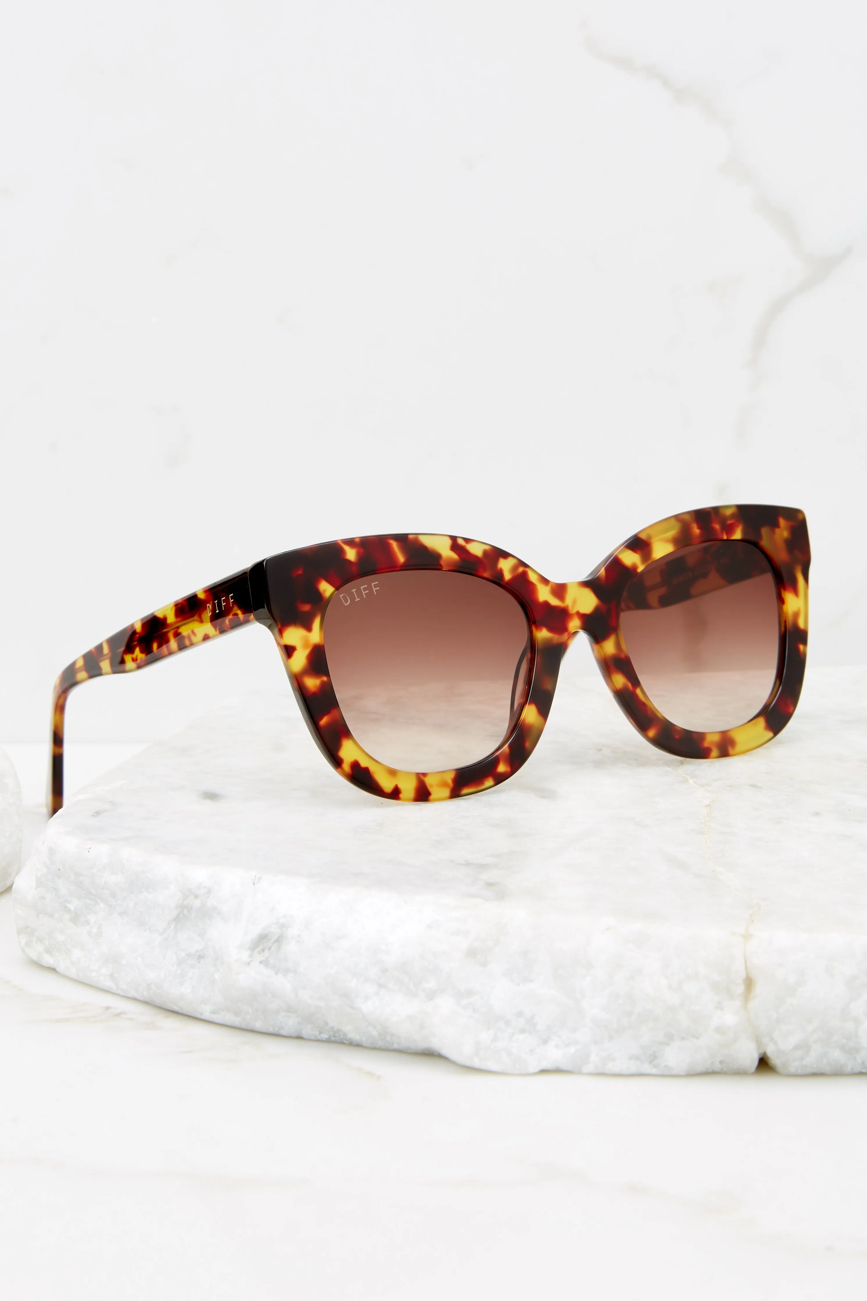 Noemi Amber Tortoise Brown Gradient Sunglasses