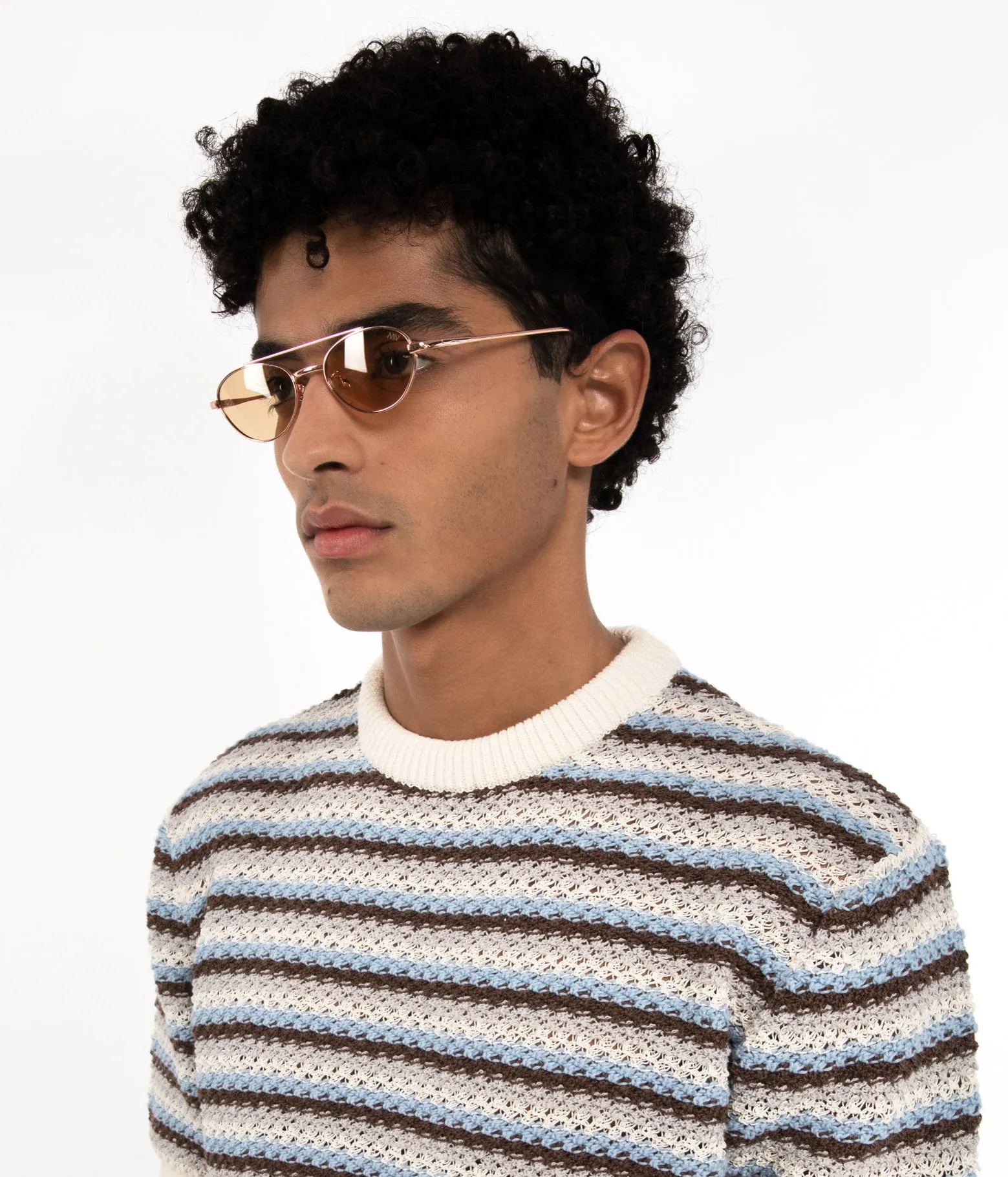 SUZI Oval Sunglasses