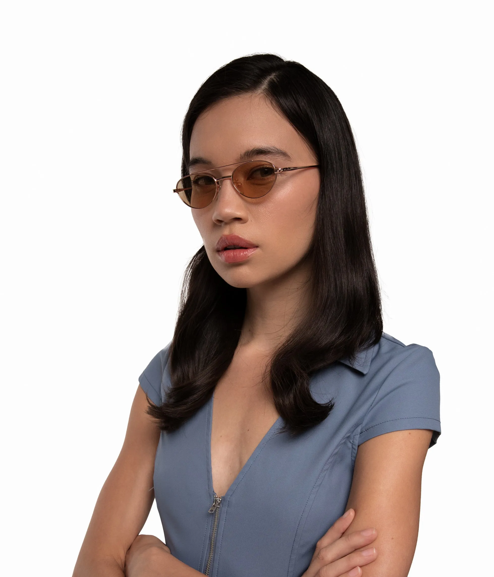 SUZI Oval Sunglasses