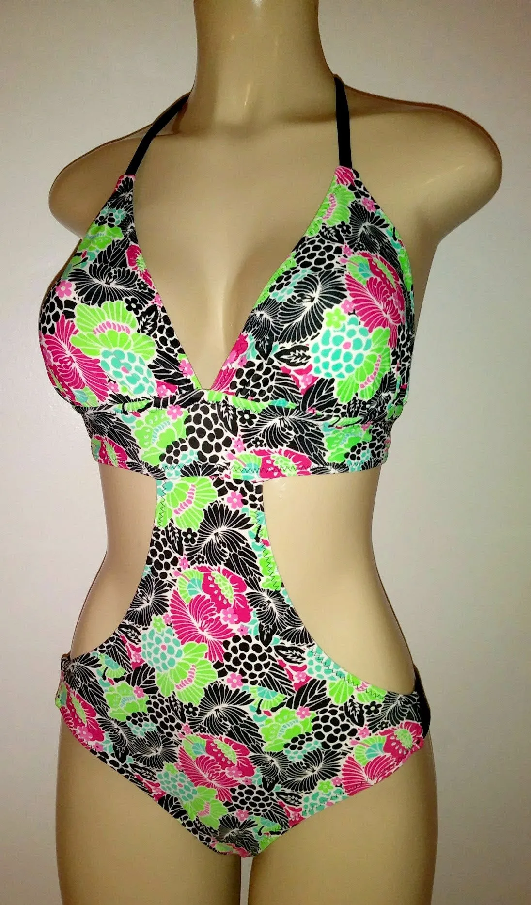 Triangle Top Rib Band Monokini Swimsuit