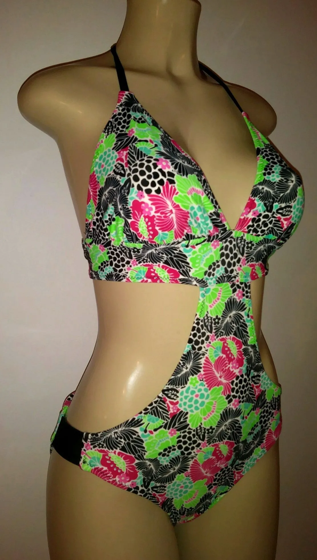 Triangle Top Rib Band Monokini Swimsuit