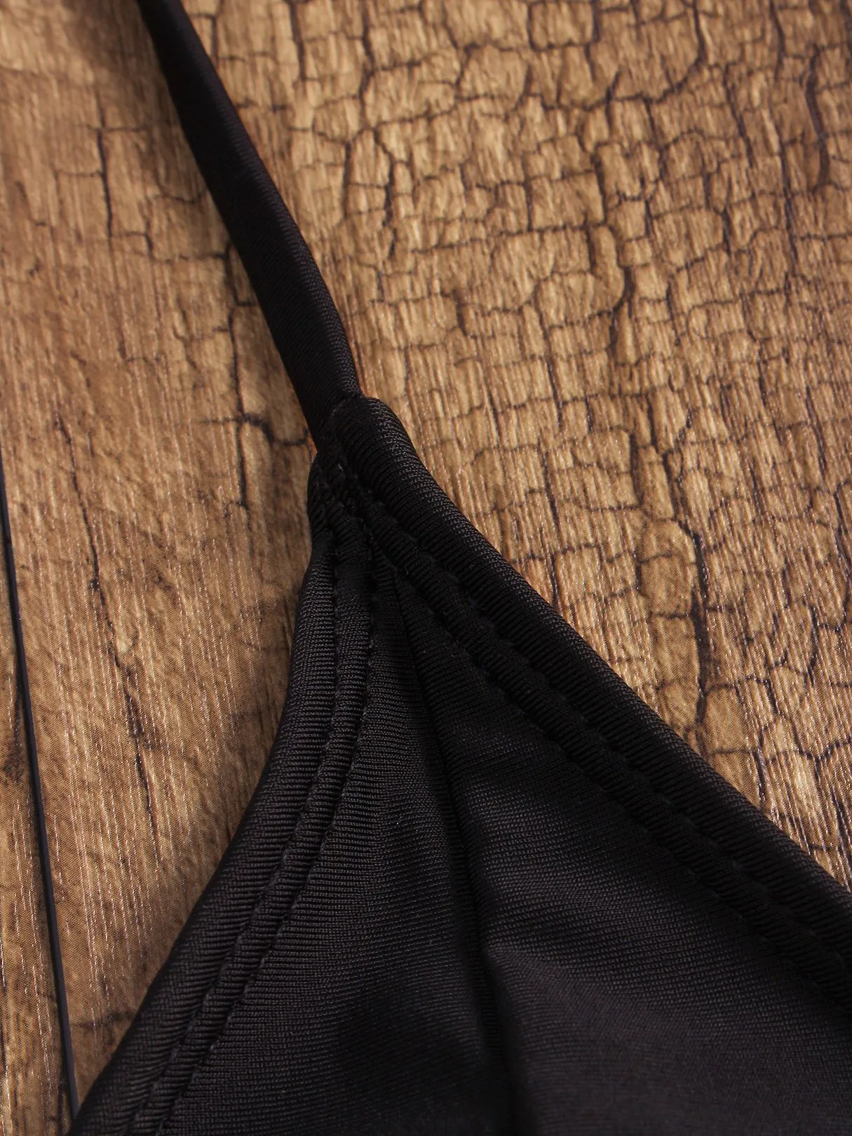 Wholesale Black Sleeveless Two Piece Bikinis